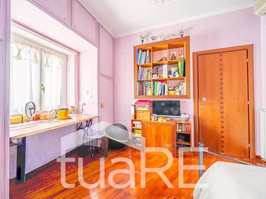 Immagine 13 di Attico in vendita  in Via Prospero Santacroce a Roma