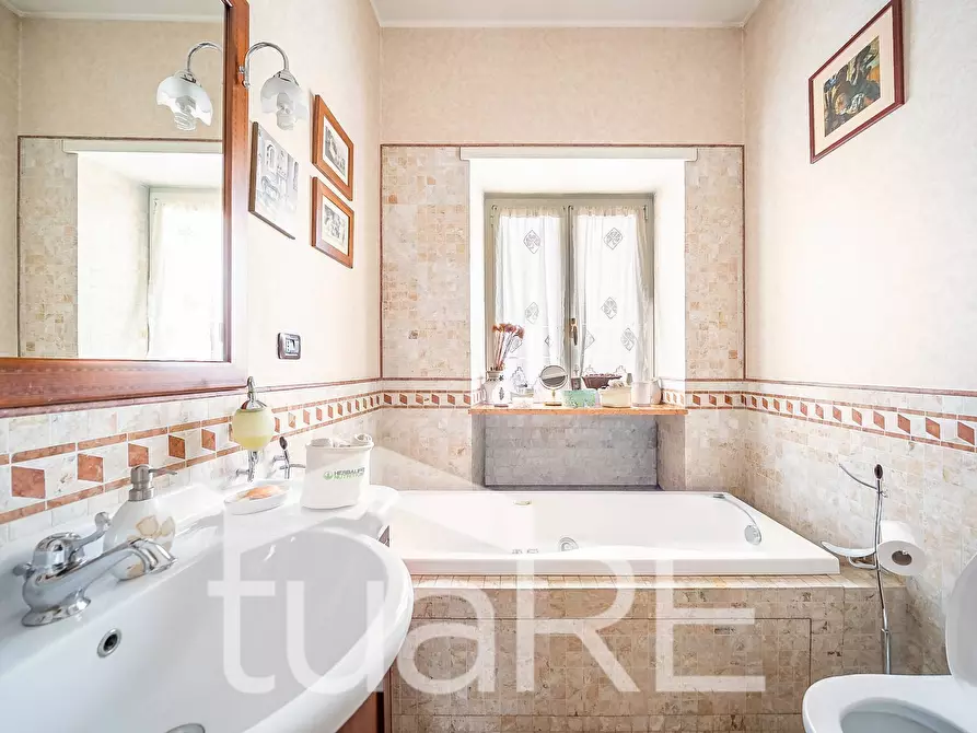 Immagine 15 di Attico in vendita  in Via Prospero Santacroce a Roma