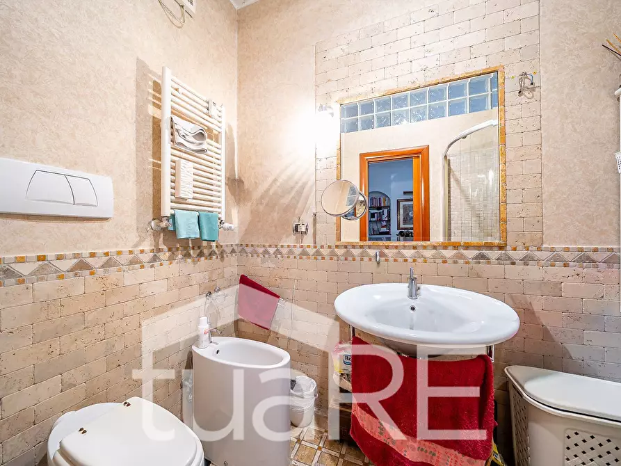 Immagine 17 di Attico in vendita  in Via Prospero Santacroce a Roma