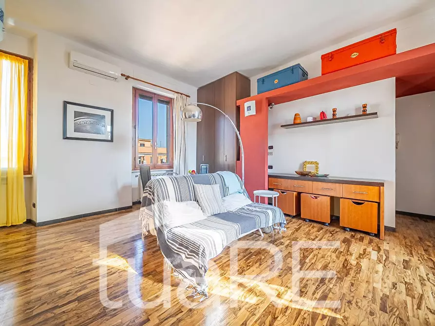 Immagine 20 di Attico in vendita  in Via Ettore Rolli a Roma