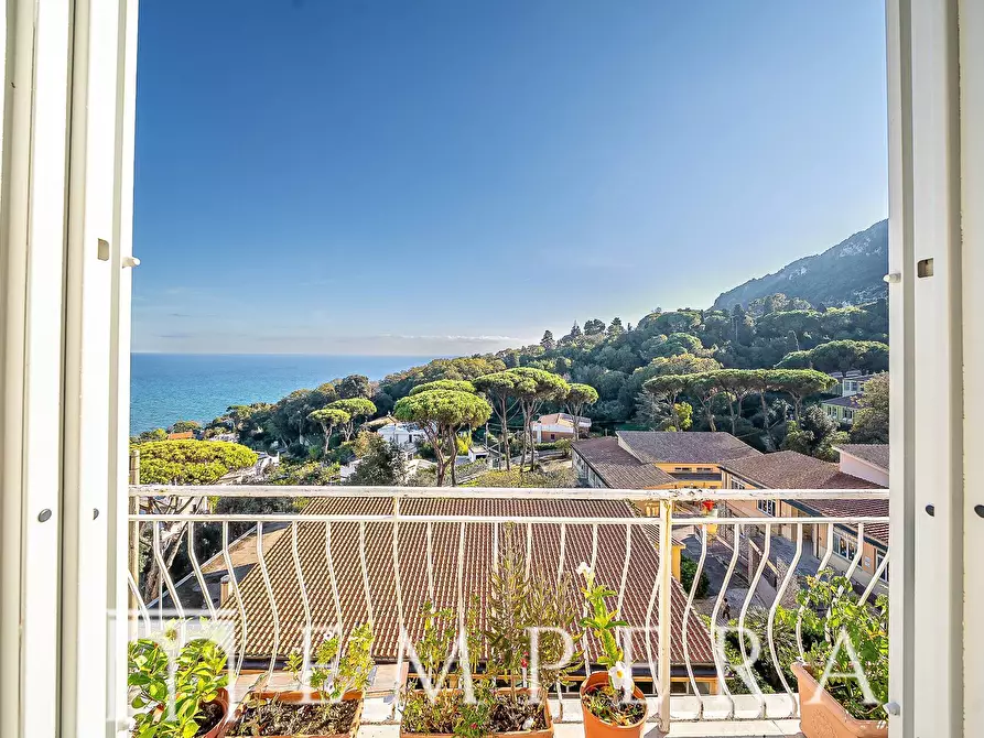 Immagine 15 di Attico in vendita  in via xx settembre a San Felice Circeo