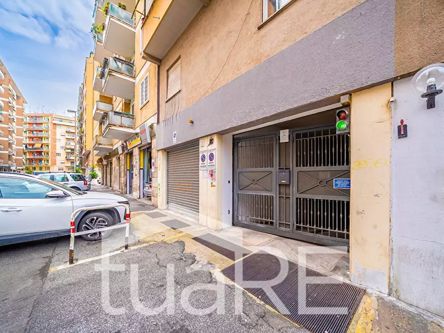 Immagine 5 di Box auto in vendita  in Via Antonio Garbasso a Roma