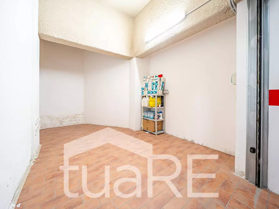 Immagine 6 di Box auto in vendita  in Via Antonio Garbasso a Roma