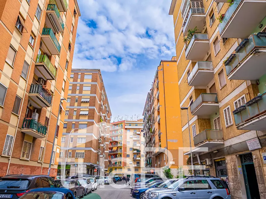 Immagine 8 di Box auto in vendita  in Via Antonio Garbasso a Roma