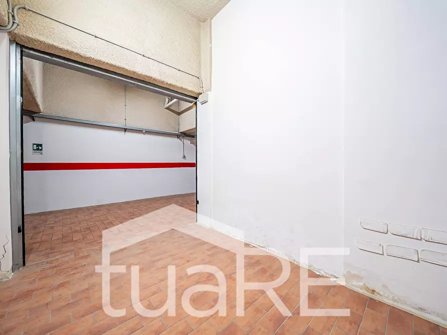 Immagine 10 di Box auto in vendita  in Via Antonio Garbasso a Roma