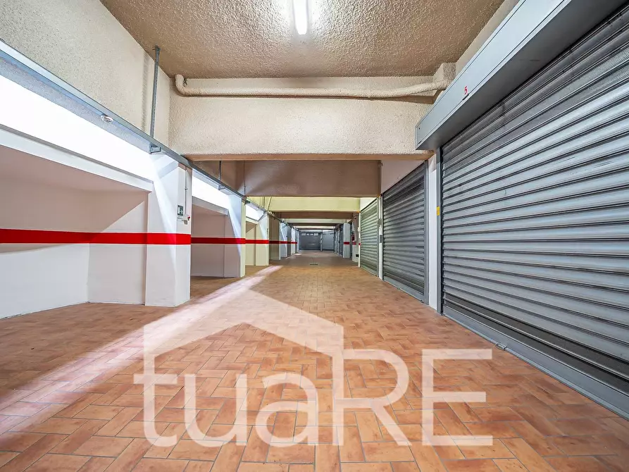 Immagine 12 di Box auto in vendita  in Via Antonio Garbasso a Roma