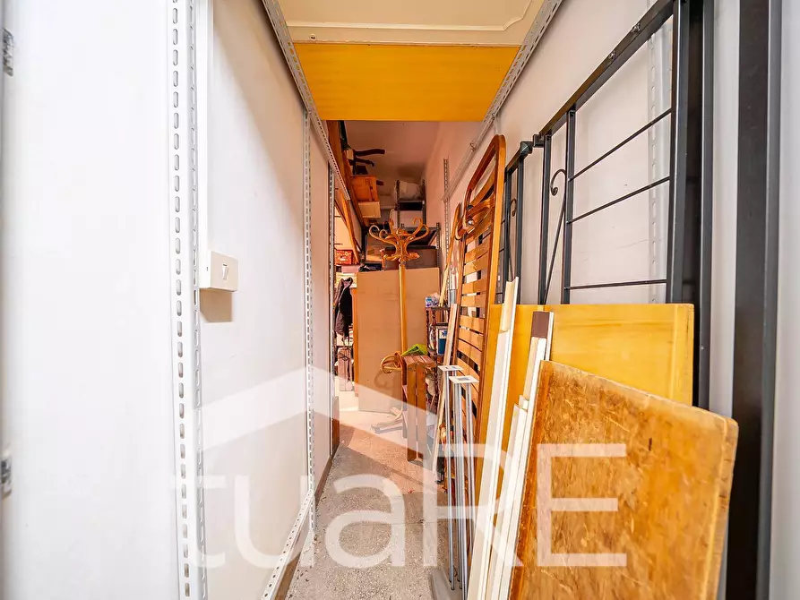 Immagine 5 di Magazzino in vendita  in Via Gerolamo Cardano a Roma