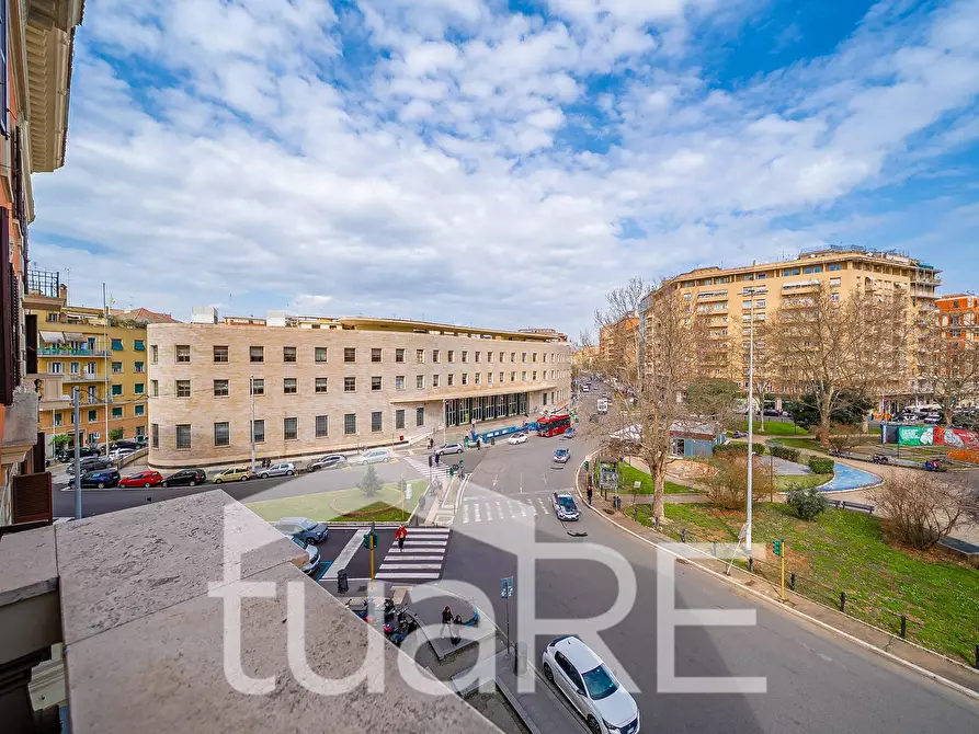 Immagine 12 di Appartamento in vendita  in Piazza Bologna a Roma