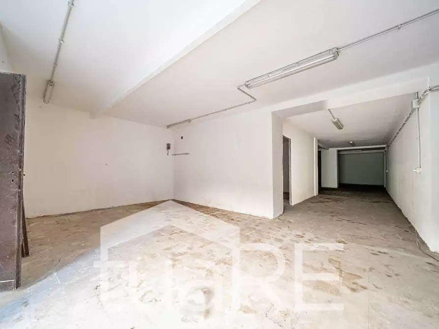 Immagine 4 di Box auto in vendita  in Via Di Casal Dei Pazzi a Roma