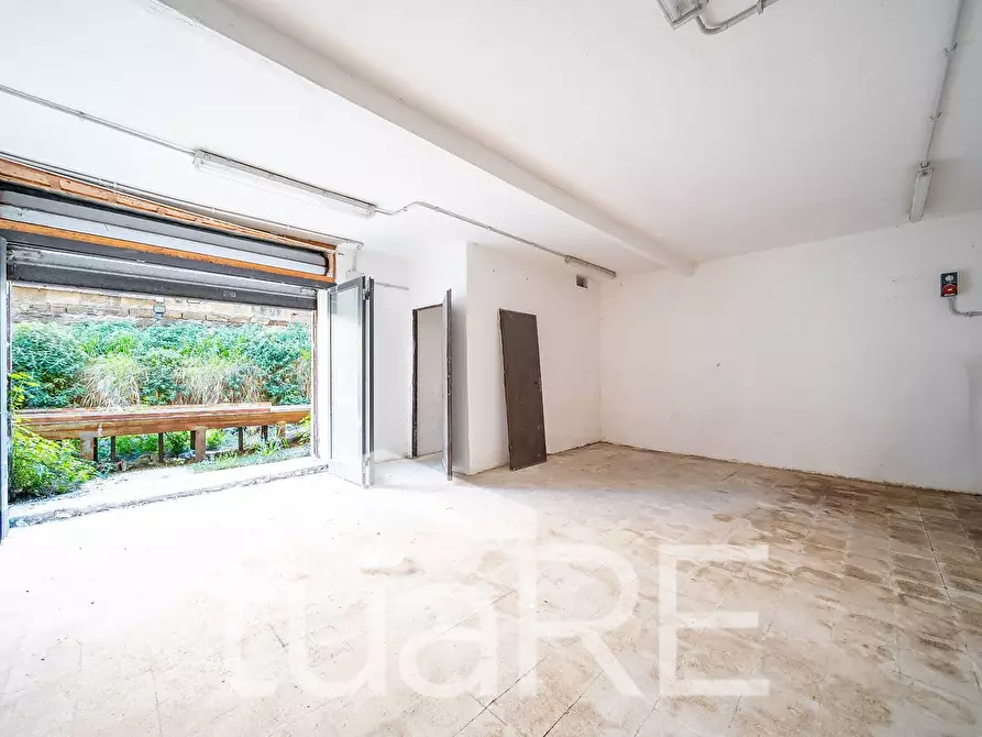 Immagine 5 di Box auto in vendita  in Via Di Casal Dei Pazzi a Roma