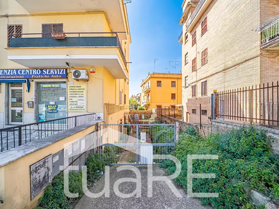 Immagine 7 di Box auto in vendita  in Via Di Casal Dei Pazzi a Roma