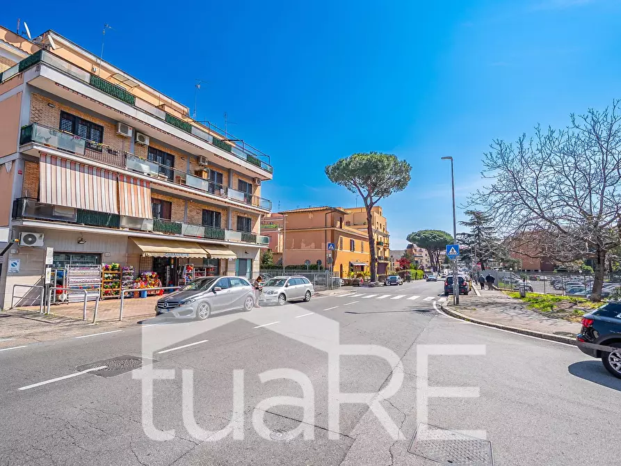 Immagine 8 di Box auto in vendita  in Via Di Casal Dei Pazzi a Roma