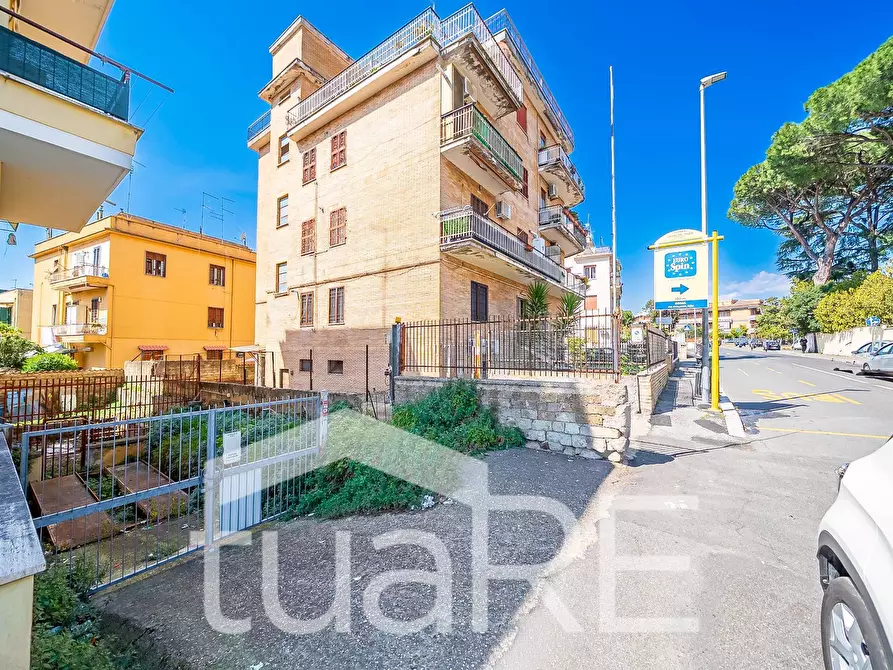 Immagine 9 di Box auto in vendita  in Via Di Casal Dei Pazzi a Roma