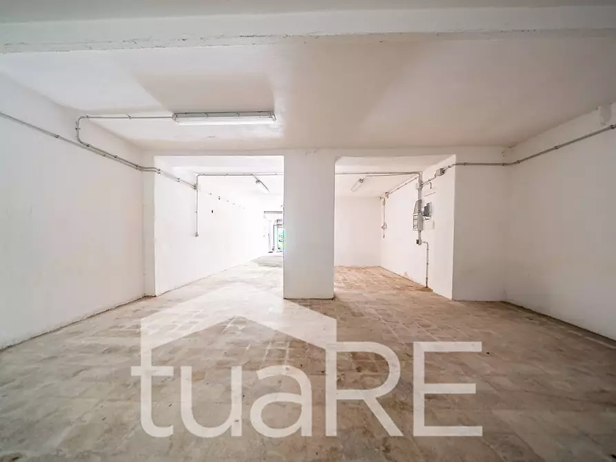 Immagine 17 di Box auto in vendita  in Via Di Casal Dei Pazzi a Roma