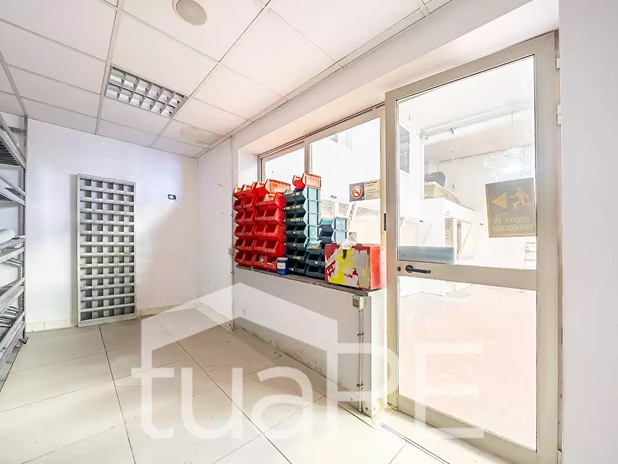 Immagine 6 di Laboratorio in affitto  in Via Suor Maria Agostina a Roma