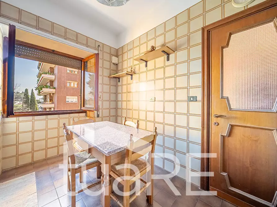 Immagine 17 di Appartamento in vendita  in Via Cassia a Roma