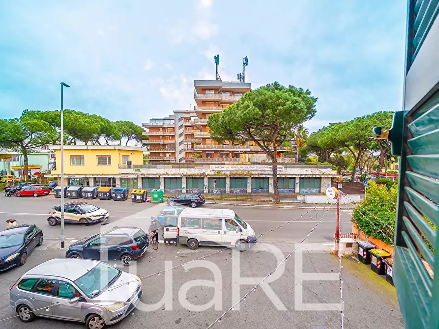 Immagine 34 di Appartamento in vendita  in Via Cornelia a Roma