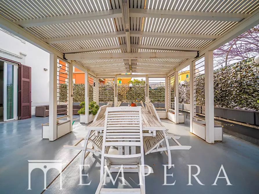 Immagine 16 di Palazzo in vendita  in Via Duchessa Di Galliera a Roma