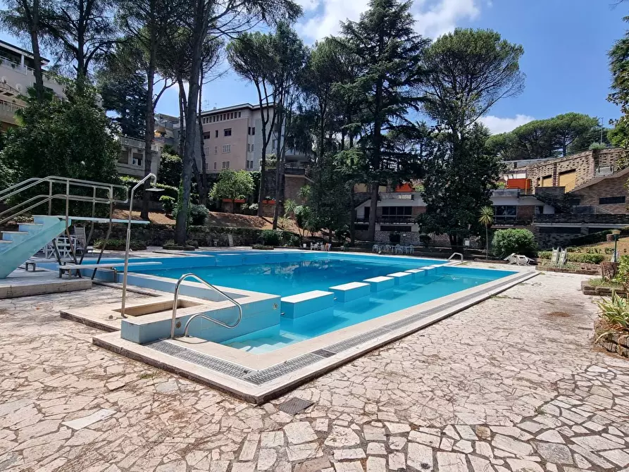 Immagine 2 di Appartamento in vendita  in Via Cassia a Roma