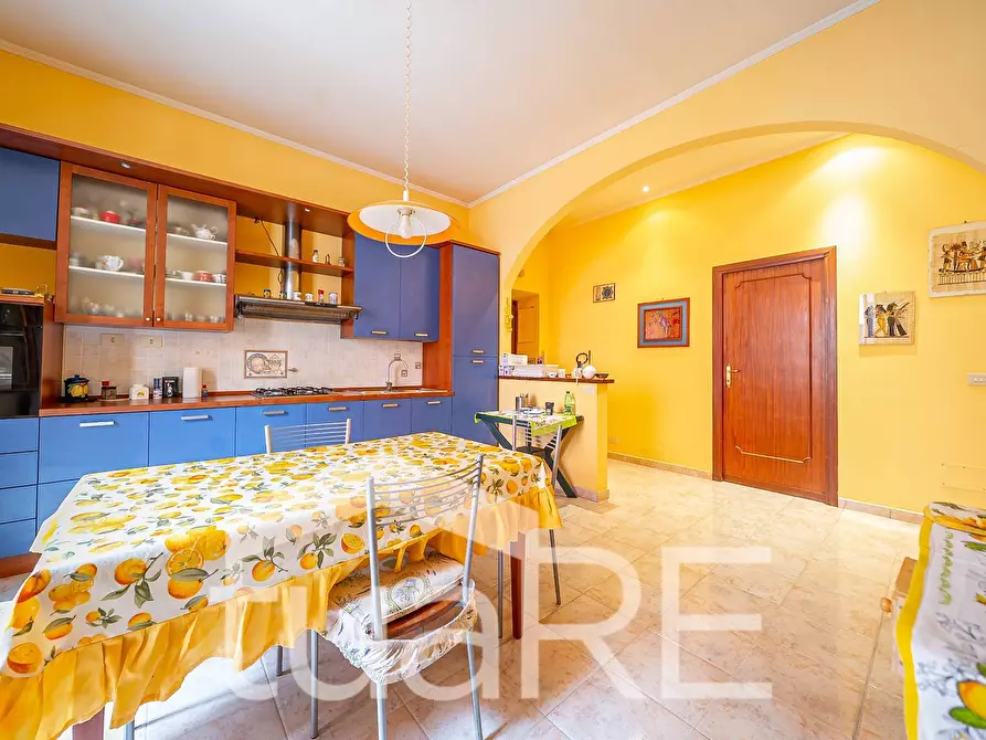 Immagine 6 di Appartamento in vendita  in Via Carlo Cattaneo a Roma