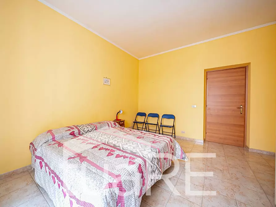 Immagine 8 di Appartamento in vendita  in Via Carlo Cattaneo a Roma