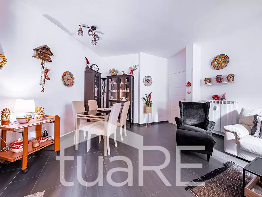 Immagine 19 di Appartamento in vendita  in Via Dei Giordani a Roma