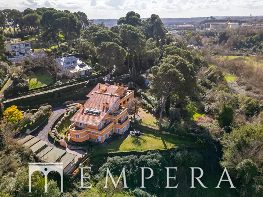 Immagine 30 di Villa in vendita  in Via Di Grottarossa a Roma
