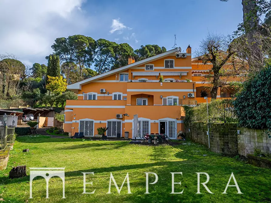 Immagine 34 di Villa in vendita  in Via Di Grottarossa a Roma