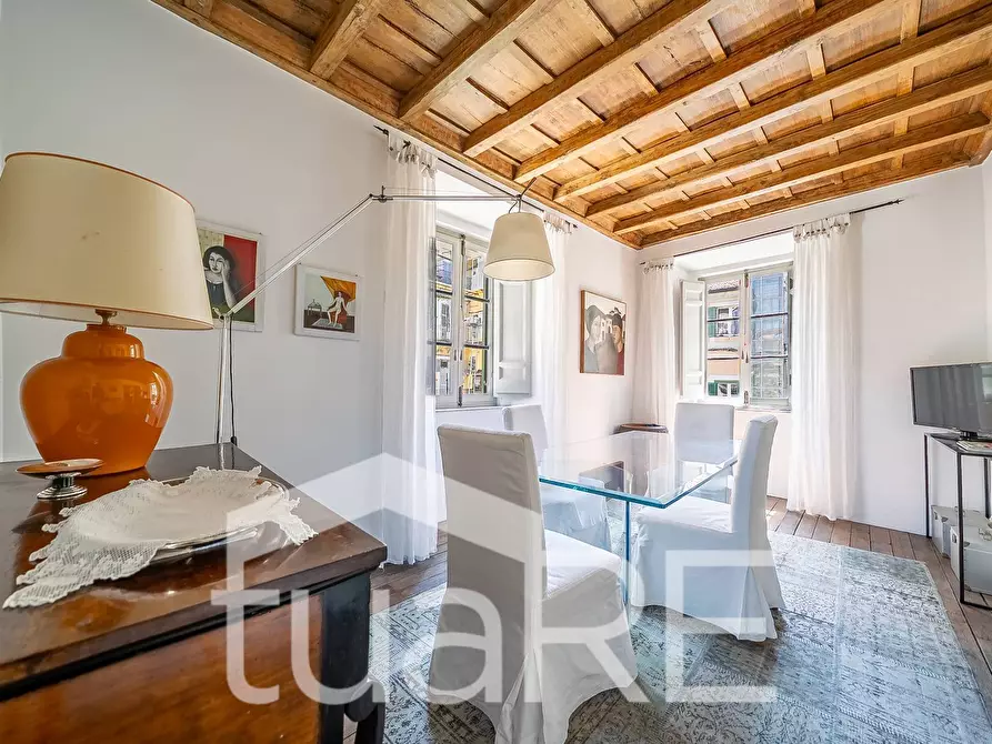 Immagine 6 di Appartamento in vendita  in Via Della Croce a Roma