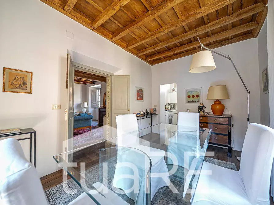 Immagine 31 di Appartamento in vendita  in Via Della Croce a Roma