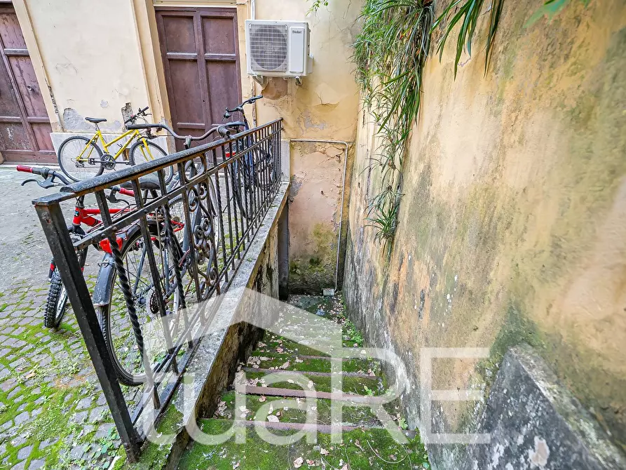 Immagine 4 di Appartamento in vendita  in Via Angelo Poliziano a Roma