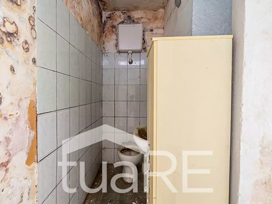Immagine 8 di Appartamento in vendita  in Via Angelo Poliziano a Roma