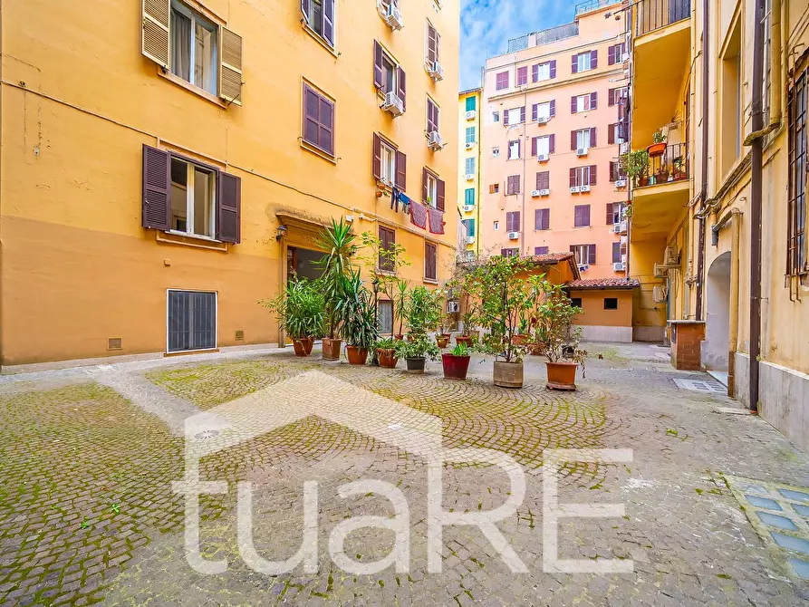Immagine 21 di Appartamento in vendita  in Via Angelo Poliziano a Roma