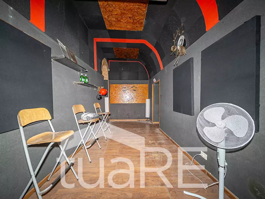 Immagine 4 di Appartamento in vendita  in Via Di San Francesco A Ripa a Roma
