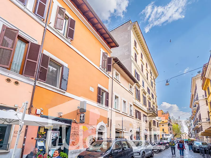 Immagine 11 di Appartamento in vendita  in Via Di San Francesco A Ripa a Roma
