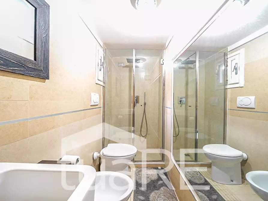 Immagine 10 di Palazzo in vendita  in via xx settembre a San Felice Circeo