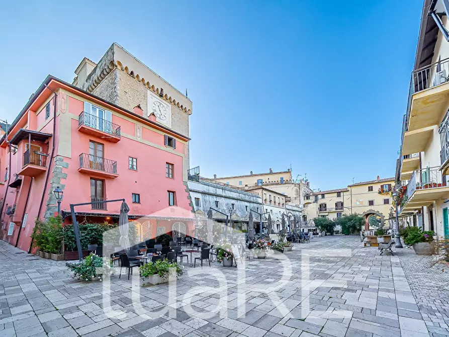 Immagine 17 di Palazzo in vendita  in via xx settembre a San Felice Circeo