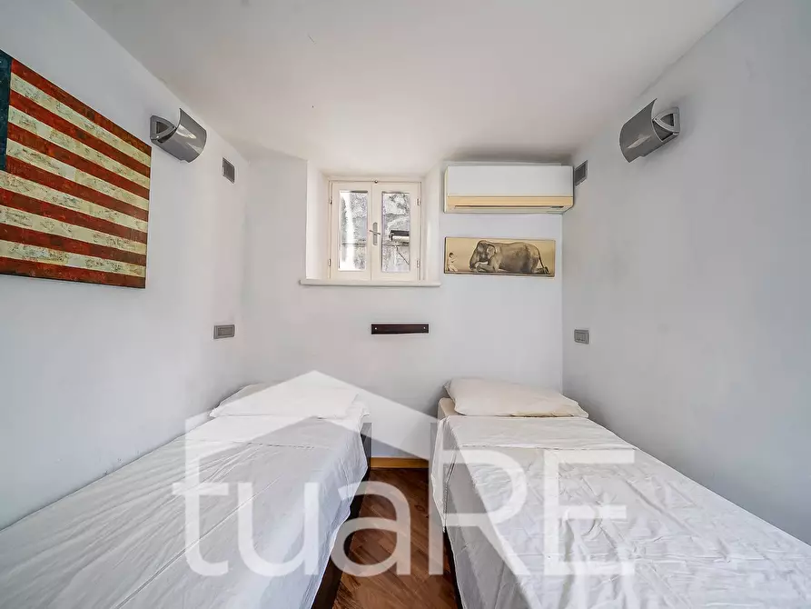 Immagine 21 di Palazzo in vendita  in via xx settembre a San Felice Circeo