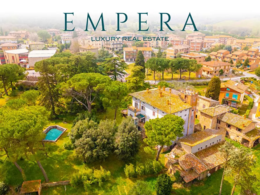 Immagine 1 di Villa in vendita  in Via dei Lilla a Montepulciano