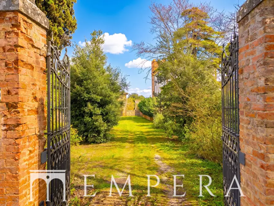 Immagine 9 di Villa in vendita  in Via dei Lilla a Montepulciano