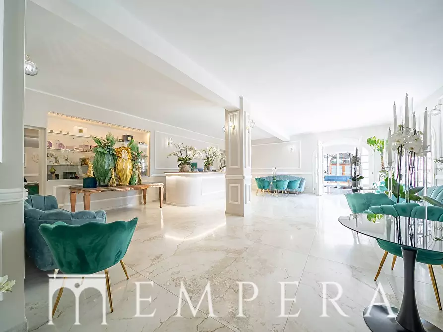 Immagine 7 di Villa in vendita  in Via Aurelia a Roma