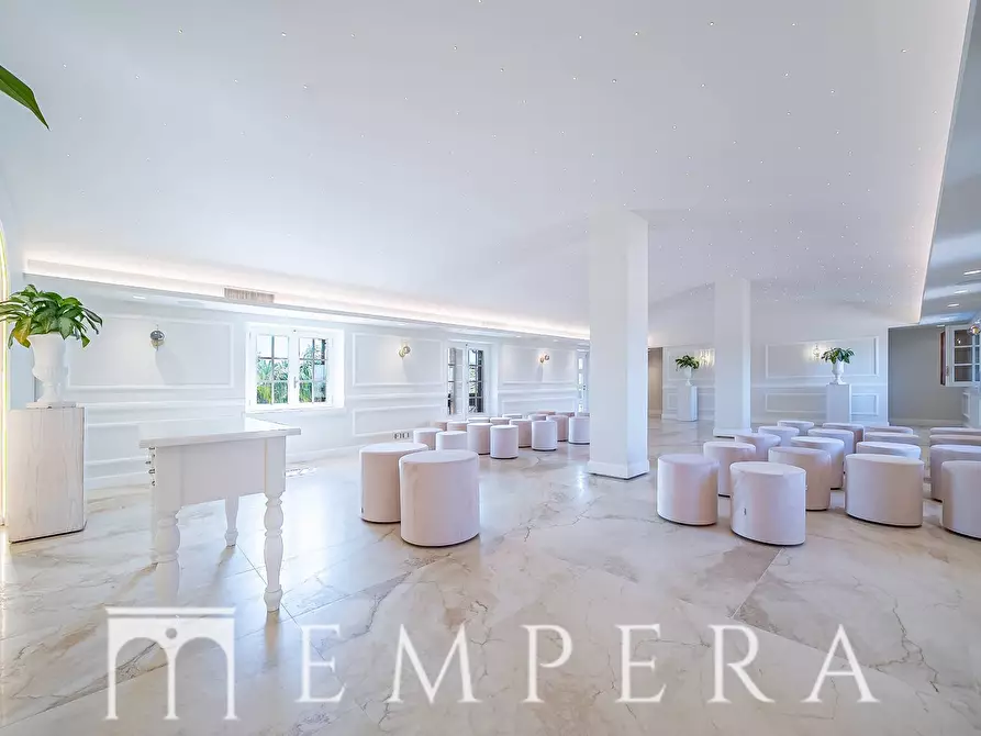 Immagine 12 di Villa in vendita  in Via Aurelia a Roma