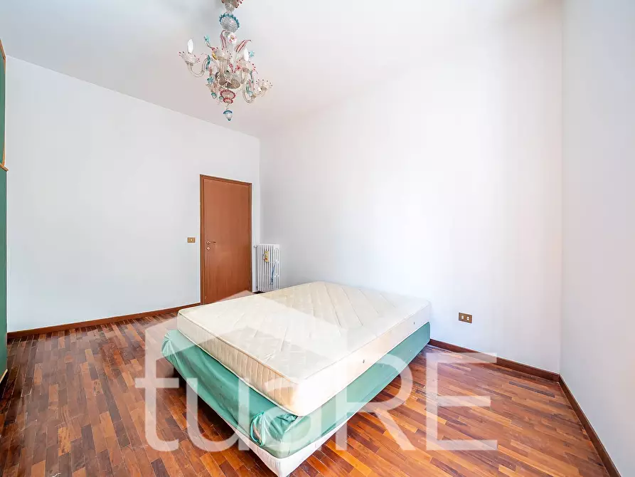 Immagine 15 di Appartamento in vendita  in Via Cardinal Parocchi a Roma