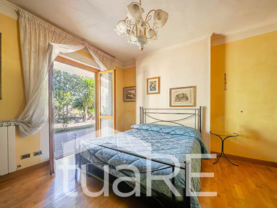 Immagine 9 di Villa in vendita  in VIA SANTA LUCIA a Morlupo