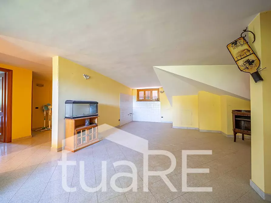 Immagine 10 di Villa in vendita  in VIA SANTA LUCIA a Morlupo