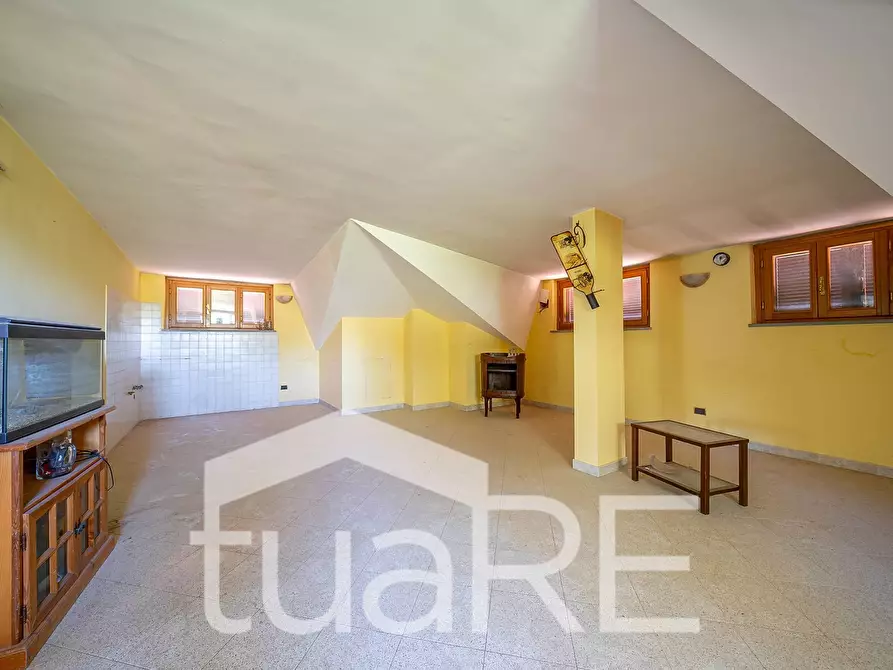 Immagine 11 di Villa in vendita  in VIA SANTA LUCIA a Morlupo