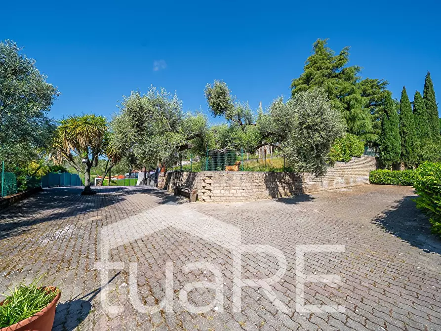 Immagine 60 di Villa in vendita  in VIA SANTA LUCIA a Morlupo