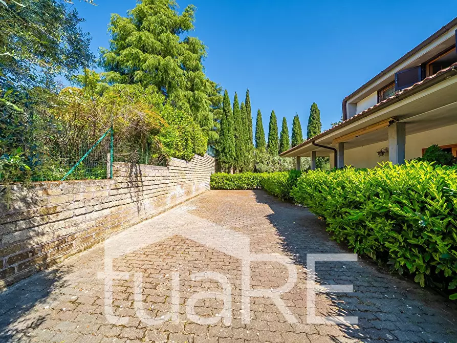 Immagine 61 di Villa in vendita  in VIA SANTA LUCIA a Morlupo