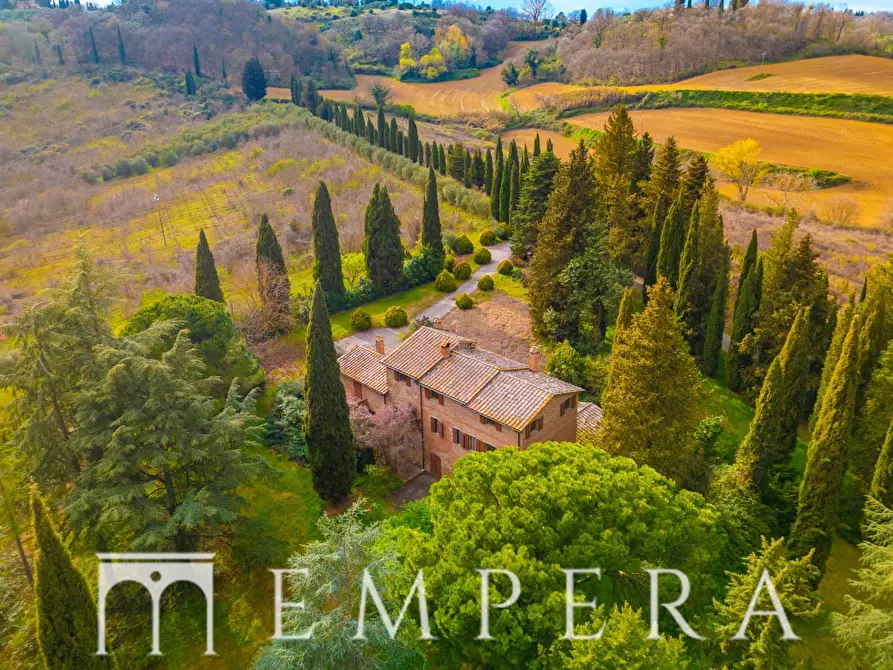 Immagine 2 di Palazzo in vendita  in Pian dei Ponti a Chiusi