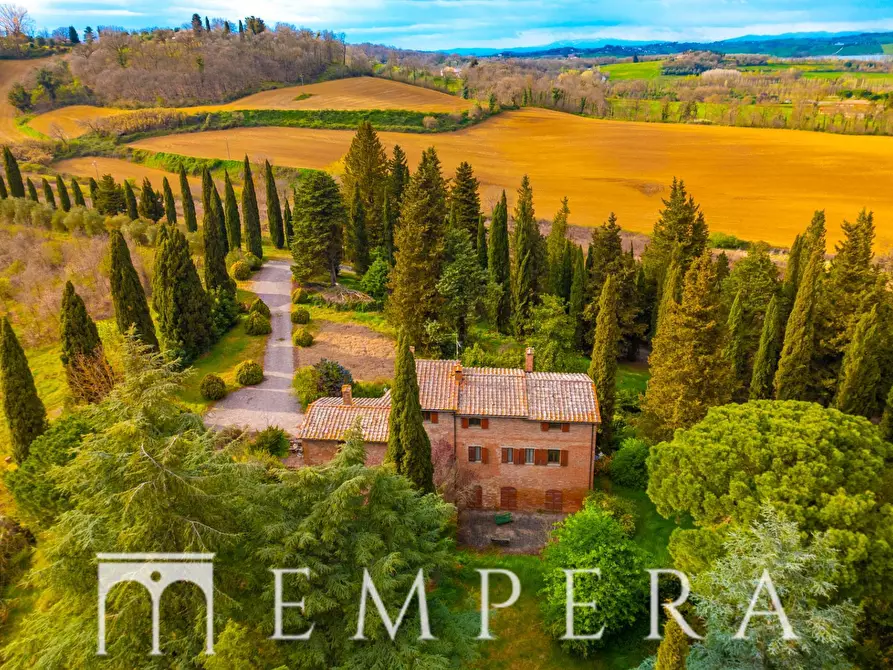 Immagine 3 di Palazzo in vendita  in Pian dei Ponti a Chiusi